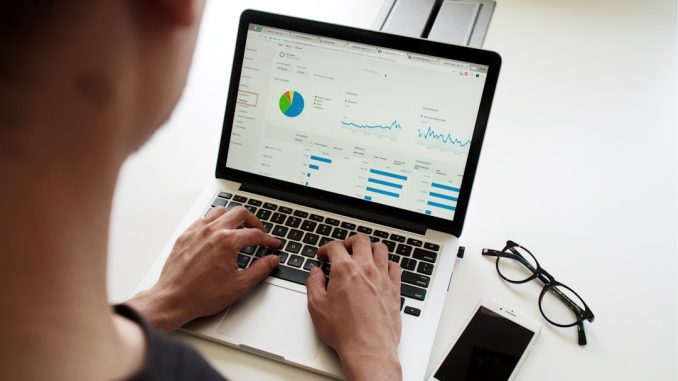 Guide till att bygga en portfölj för såväl tillväxt som stabilitet illustration